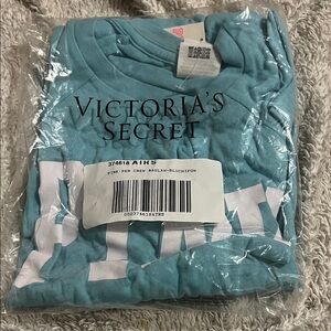 Victoria's Secret Pink Tee-Shirt